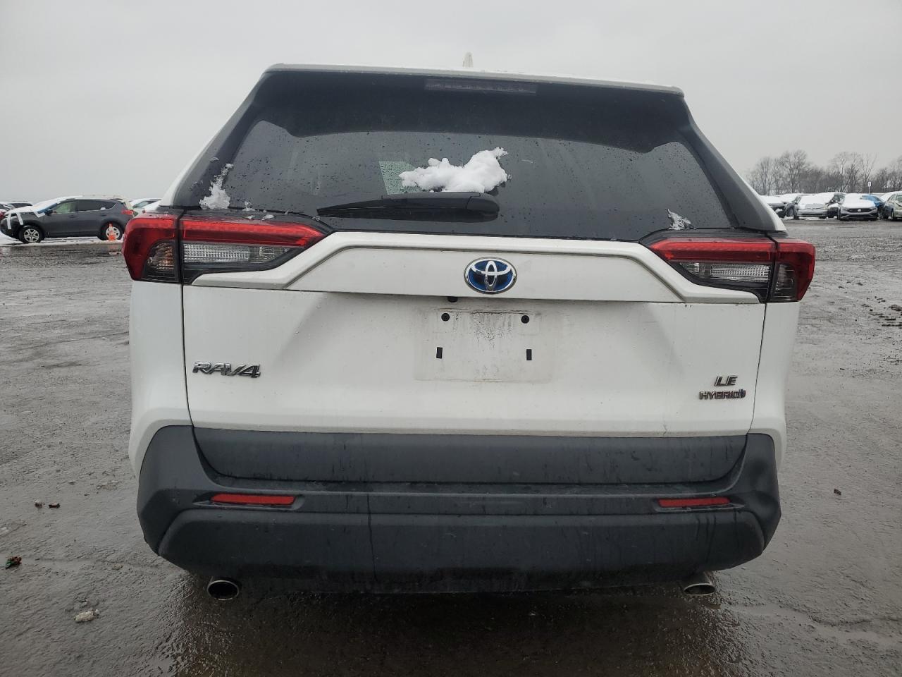 2020 Toyota RAV 4 - Image 6