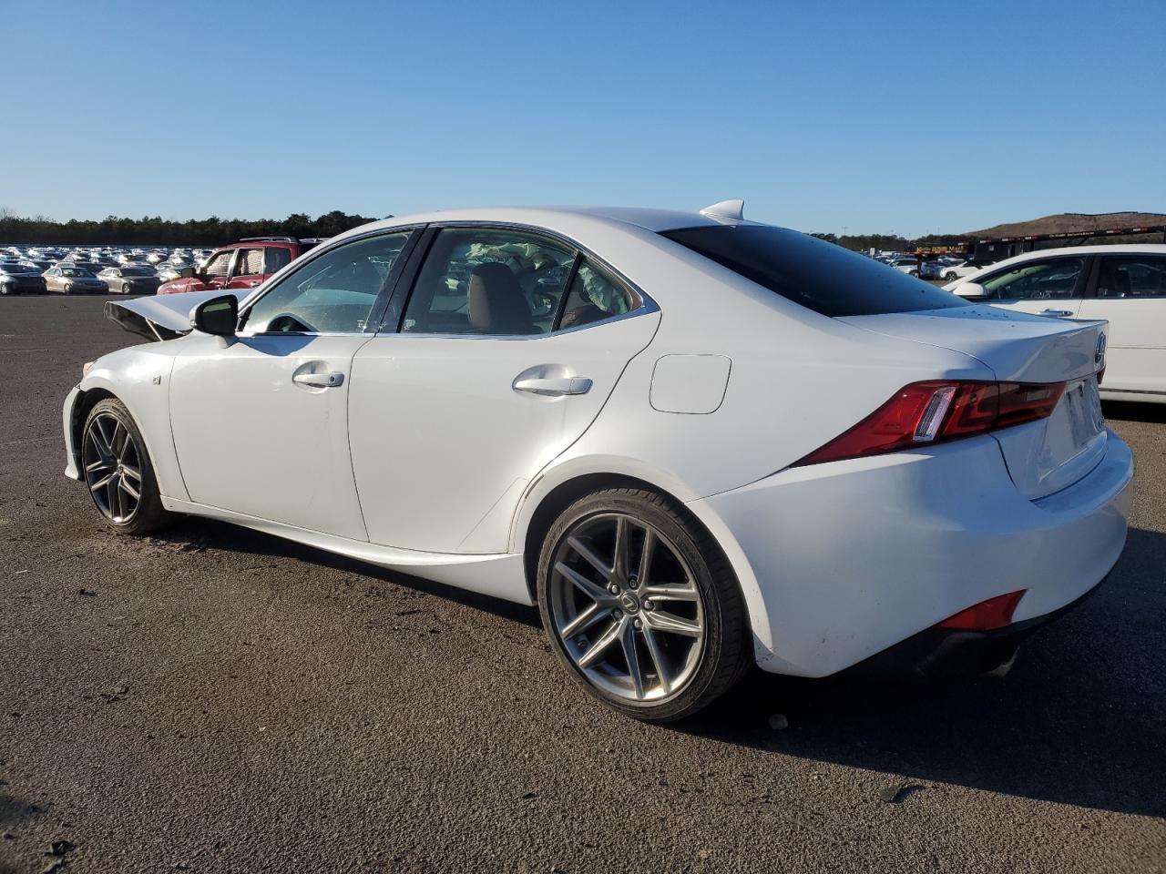 2014 Lexus IS - Image 2