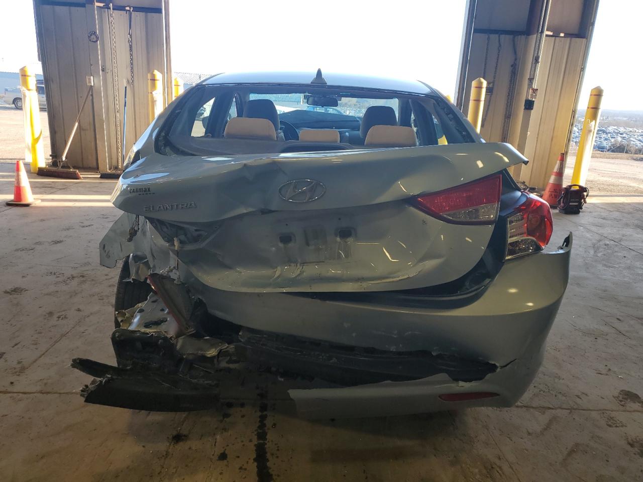 2013 Hyundai Elantra - Image 6