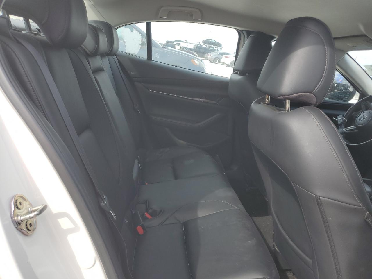 2021 Mazda 3 - Image 10