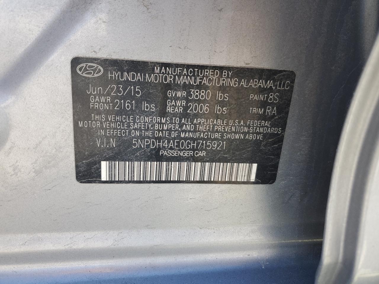 2016 Hyundai Elantra - Image 12