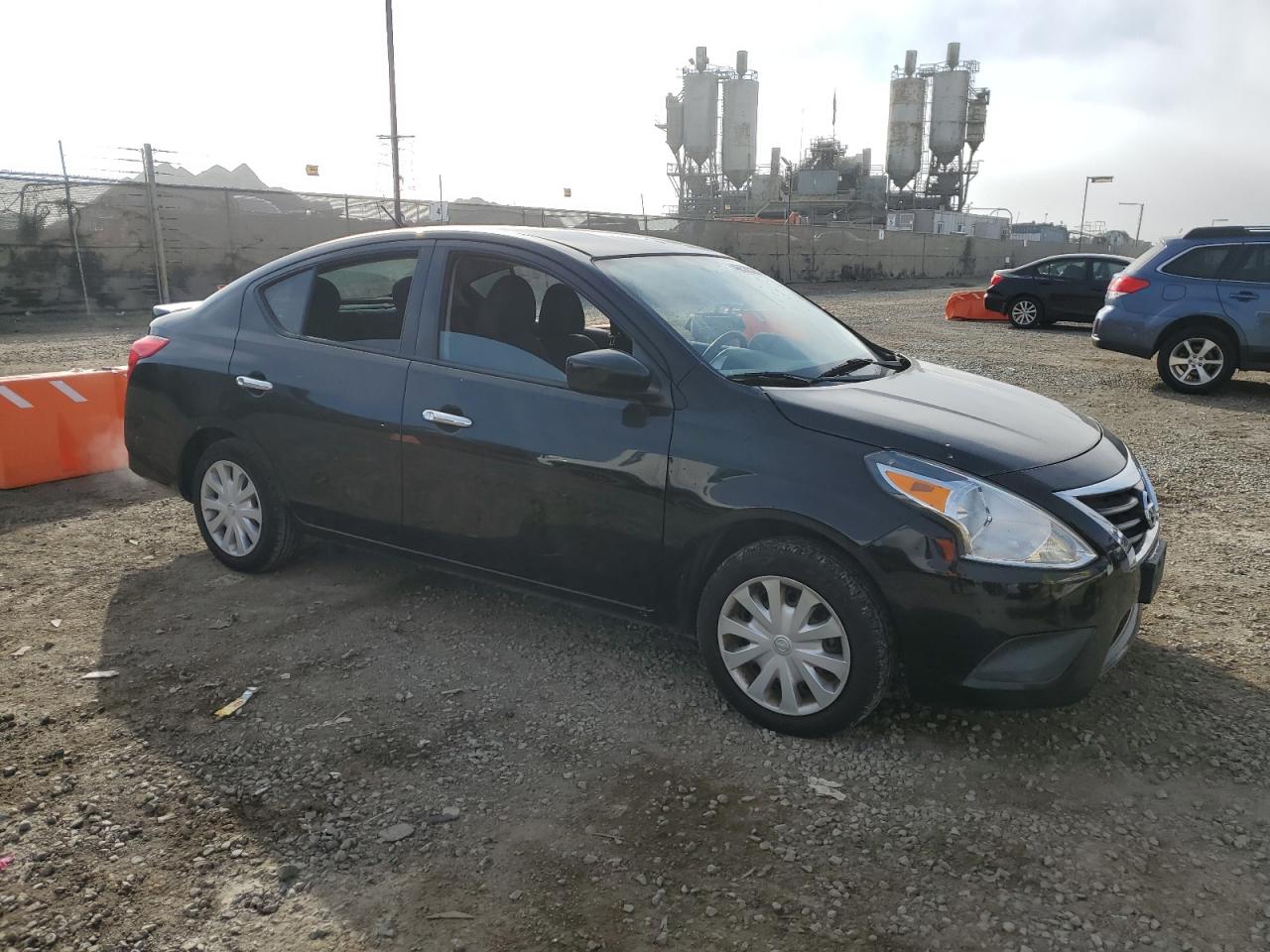 2017 Nissan Versa - Image 4