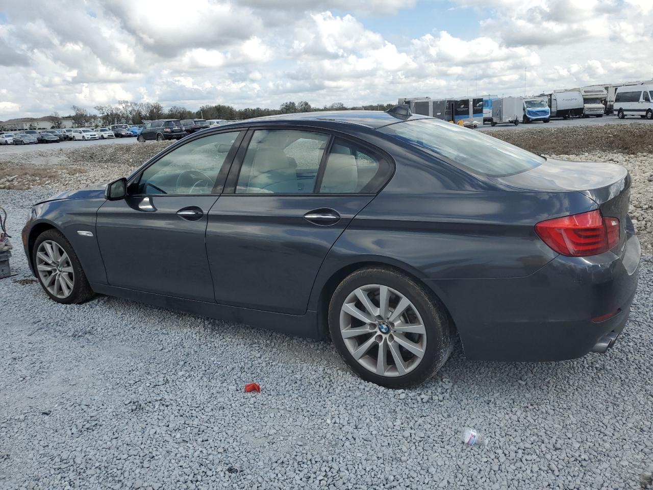 2011 BMW 5er - Image 2