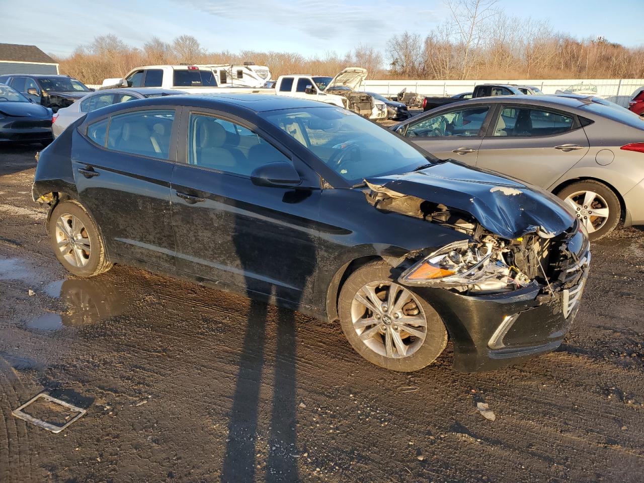 2018 Hyundai Elantra - Image 4