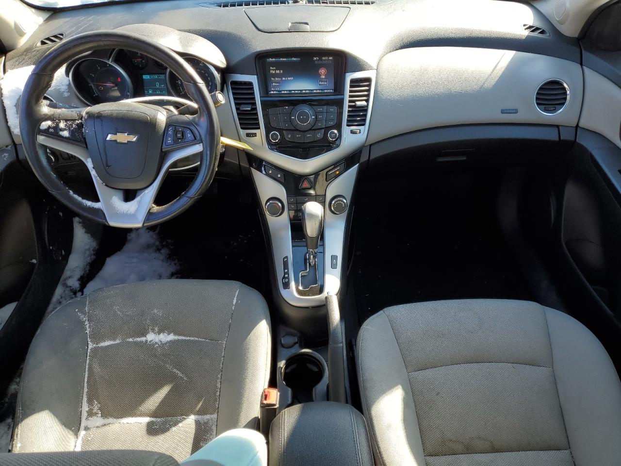 2013 Chevrolet Cruze - Image 8