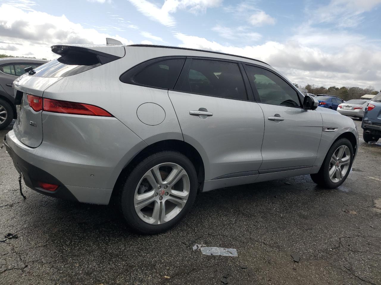 2017 Jaguar F-Pace - Image 3