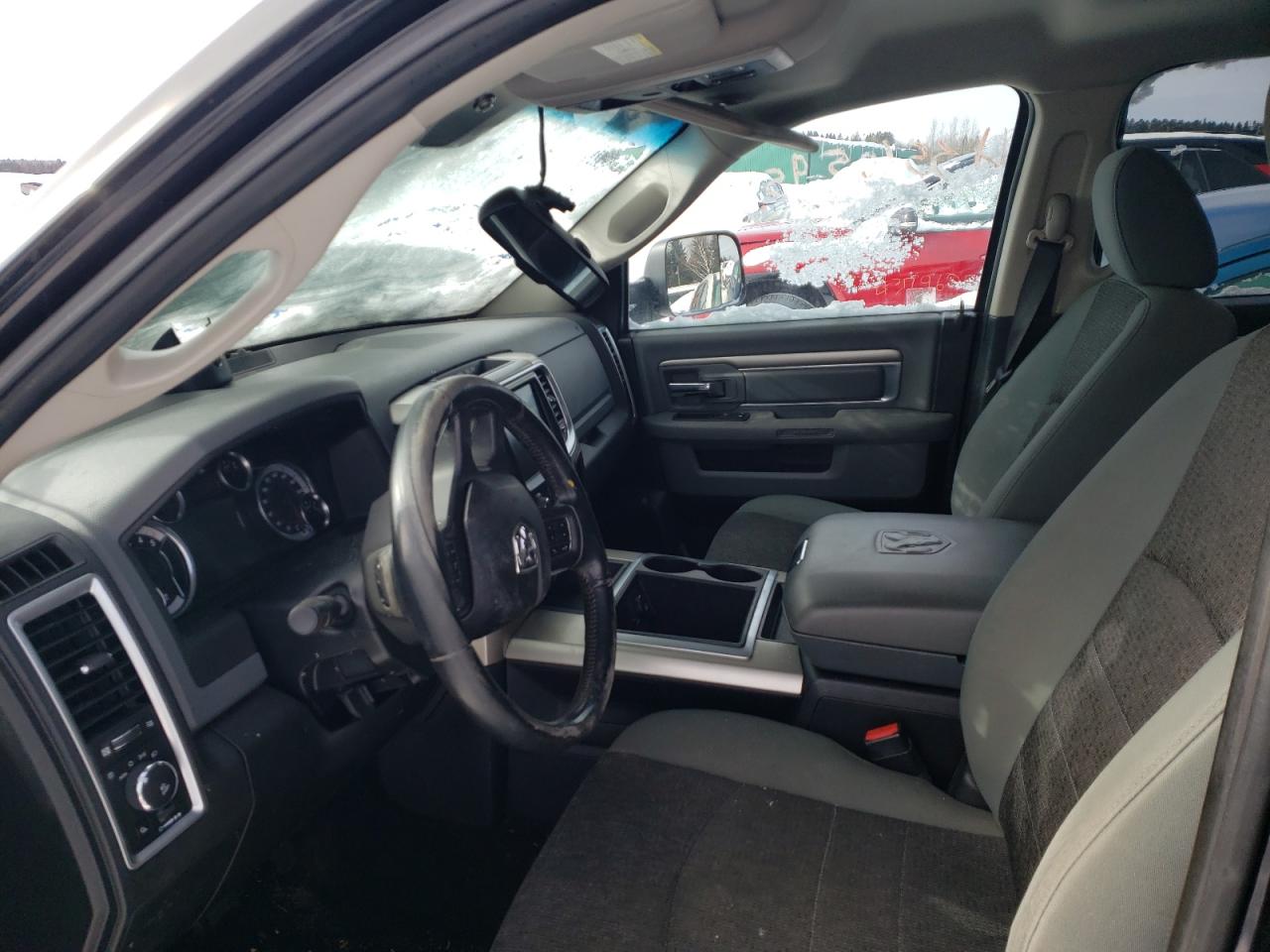 2014 RAM 1500 - Image 7