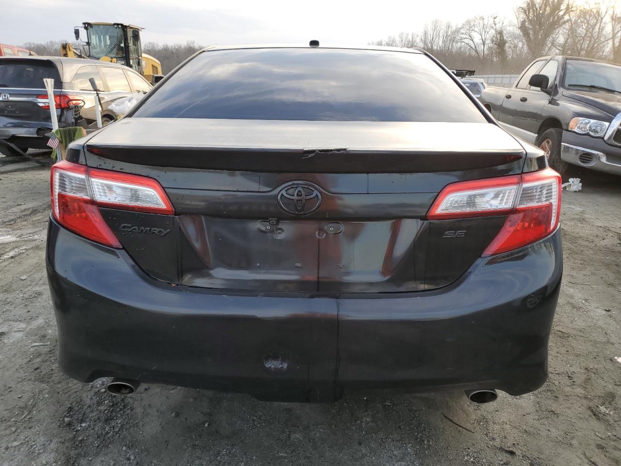 2012 Toyota Camry - Image 6