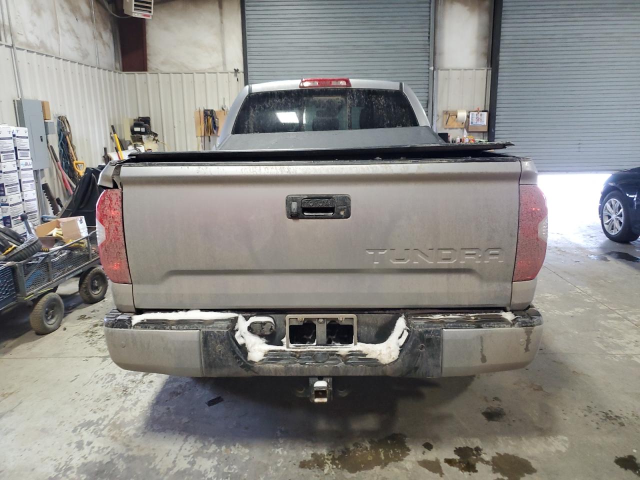 2018 Toyota Tundra - Image 6