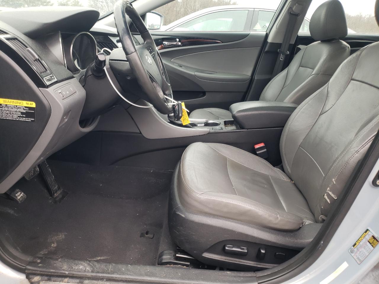 2012 Hyundai Sonata - Image 7