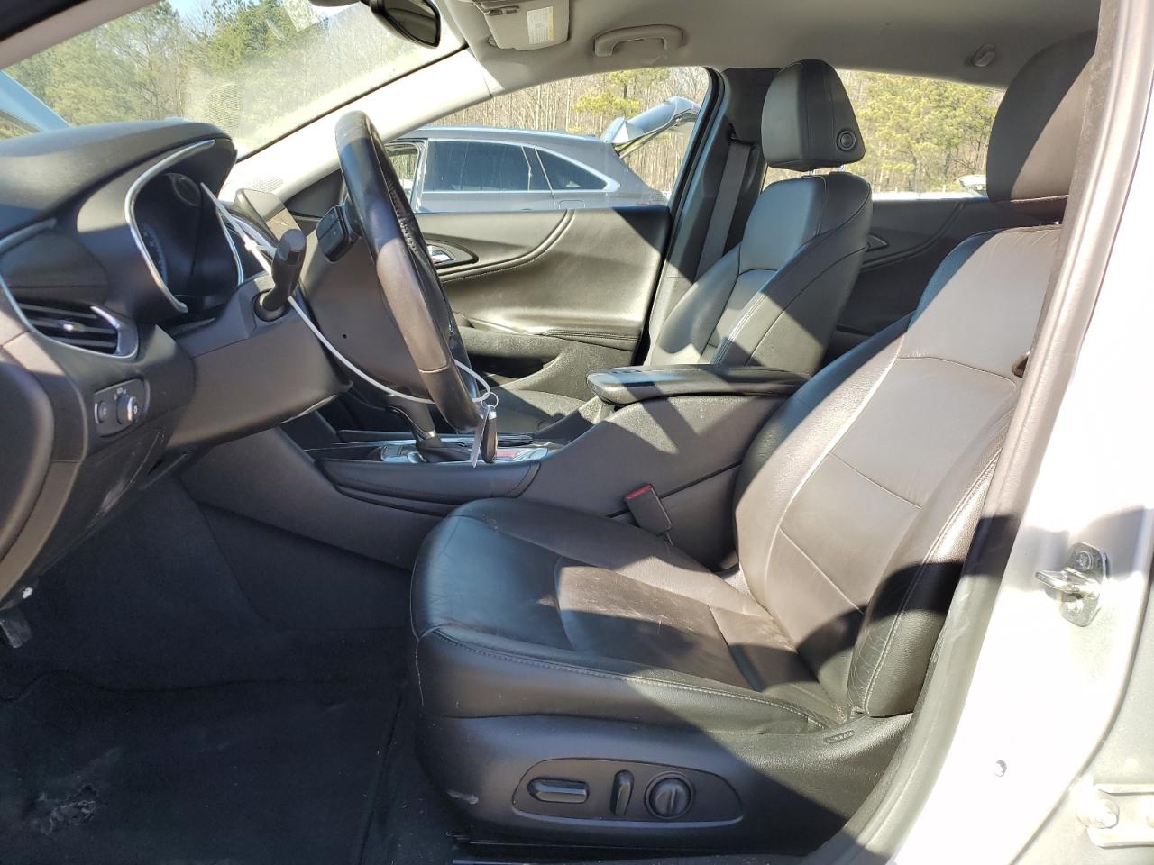 2020 Chevrolet Malibu - Image 7
