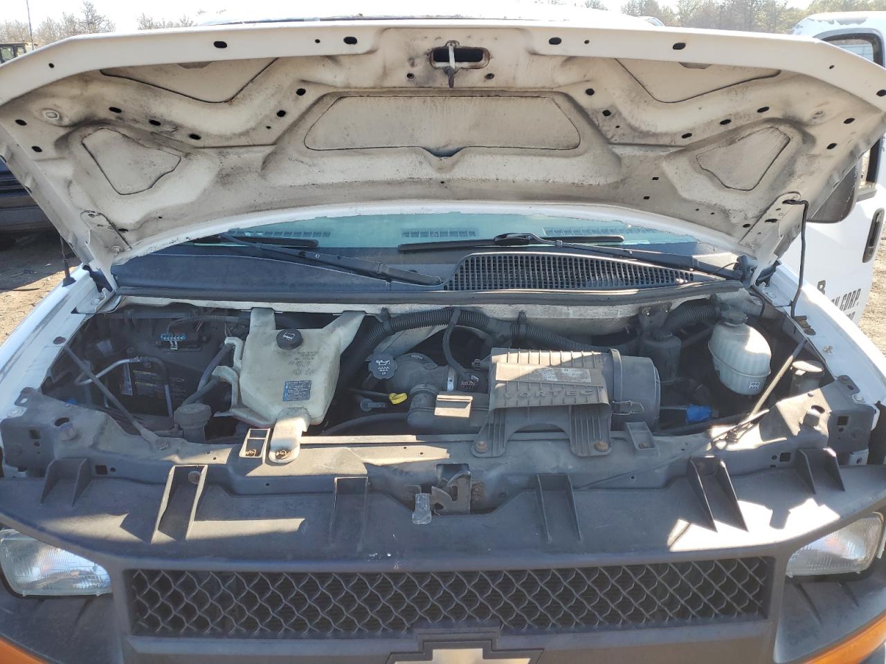 2008 Chevrolet Express - Image 12