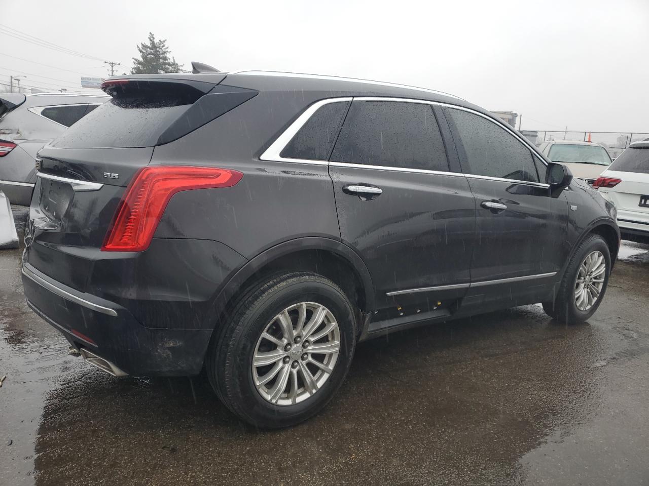 2017 Cadillac XT5 - Image 3