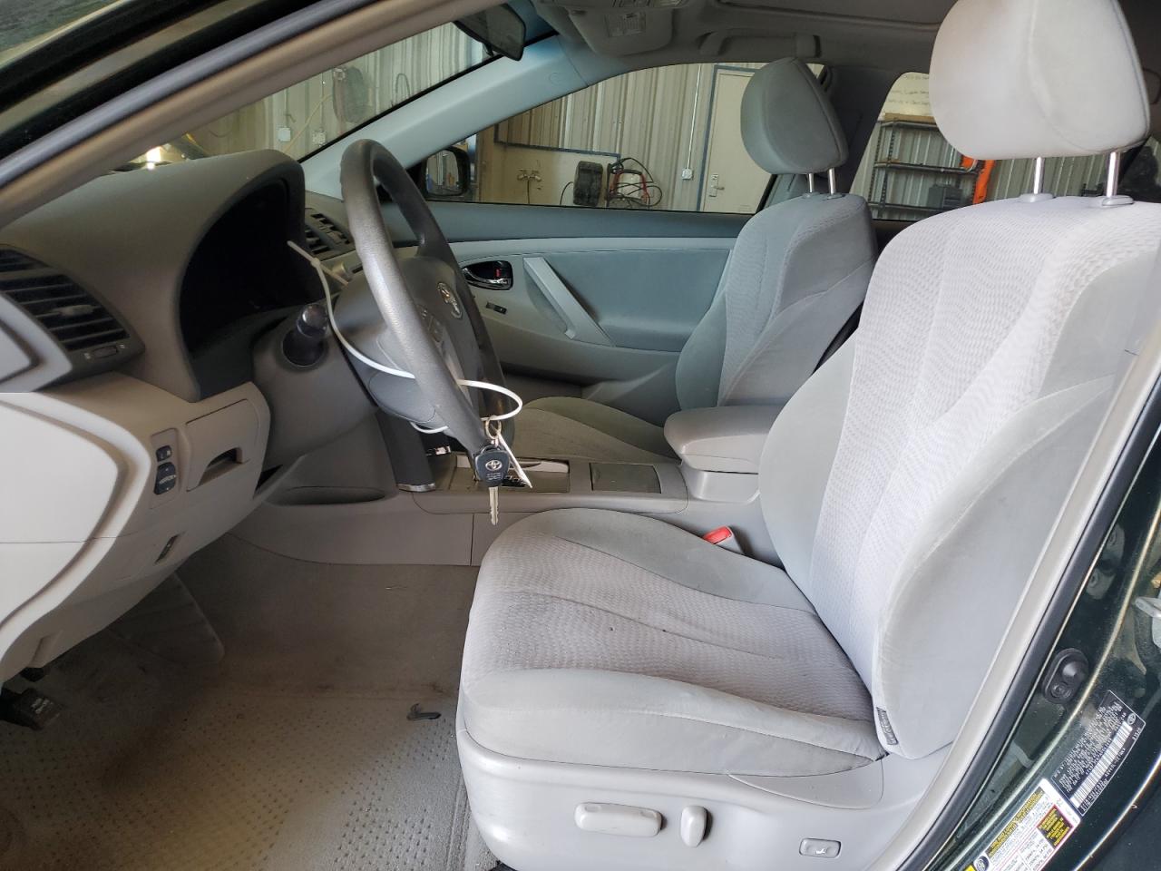 2010 Toyota Camry - Image 7