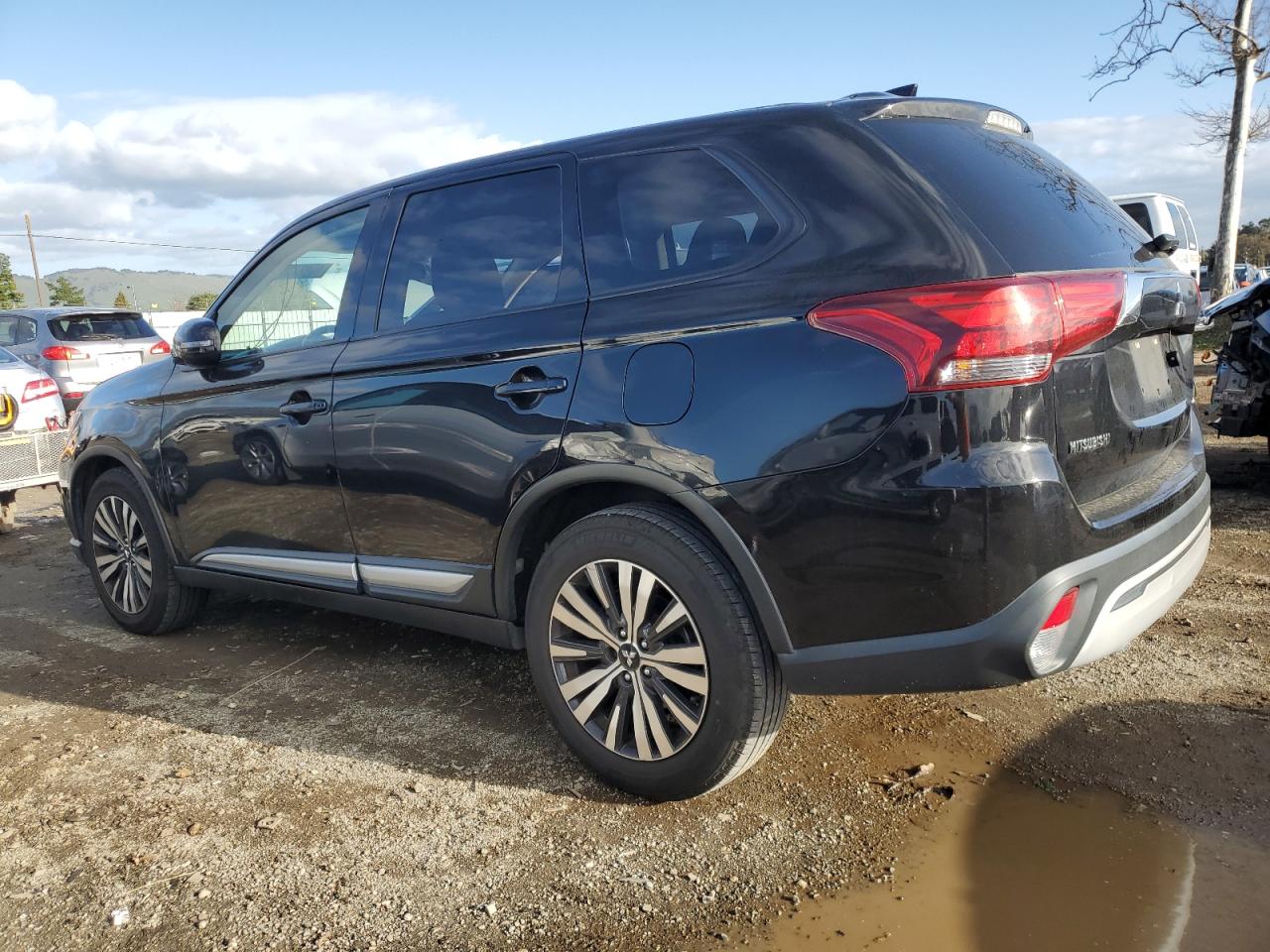 2019 Mitsubishi Outlander - Image 2