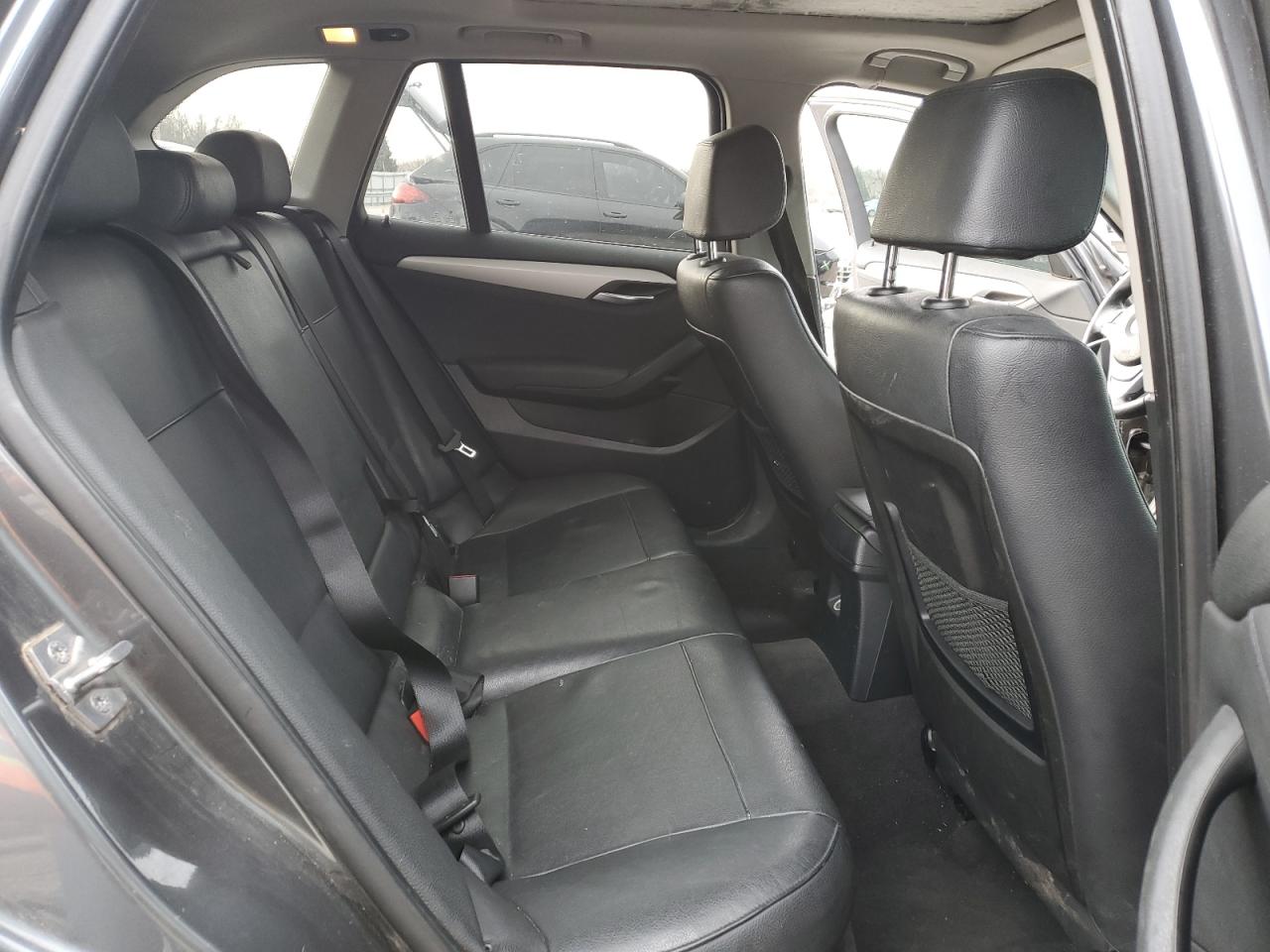 2014 BMW X1 - Image 11