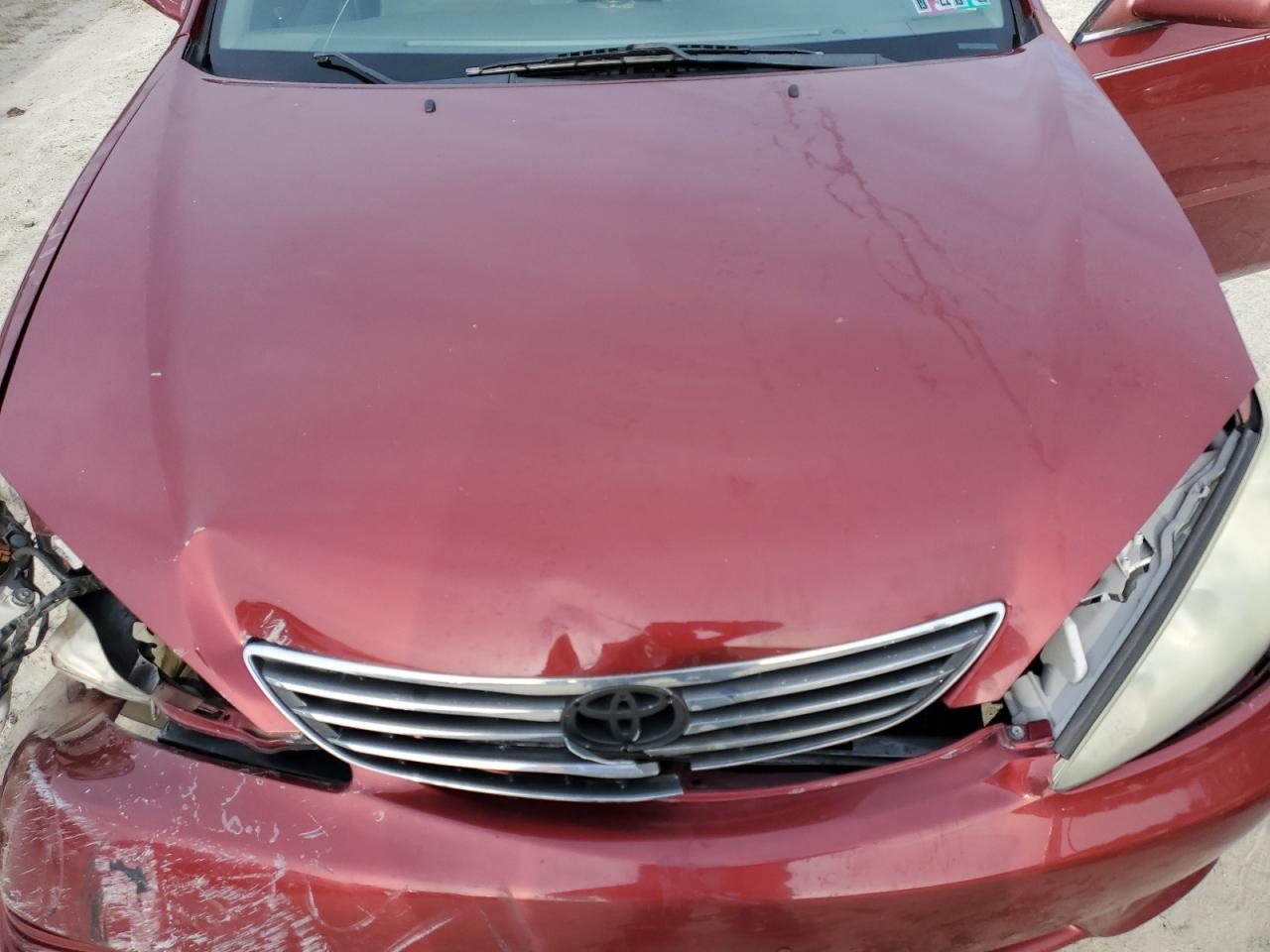 2005 Toyota Camry - Image 11