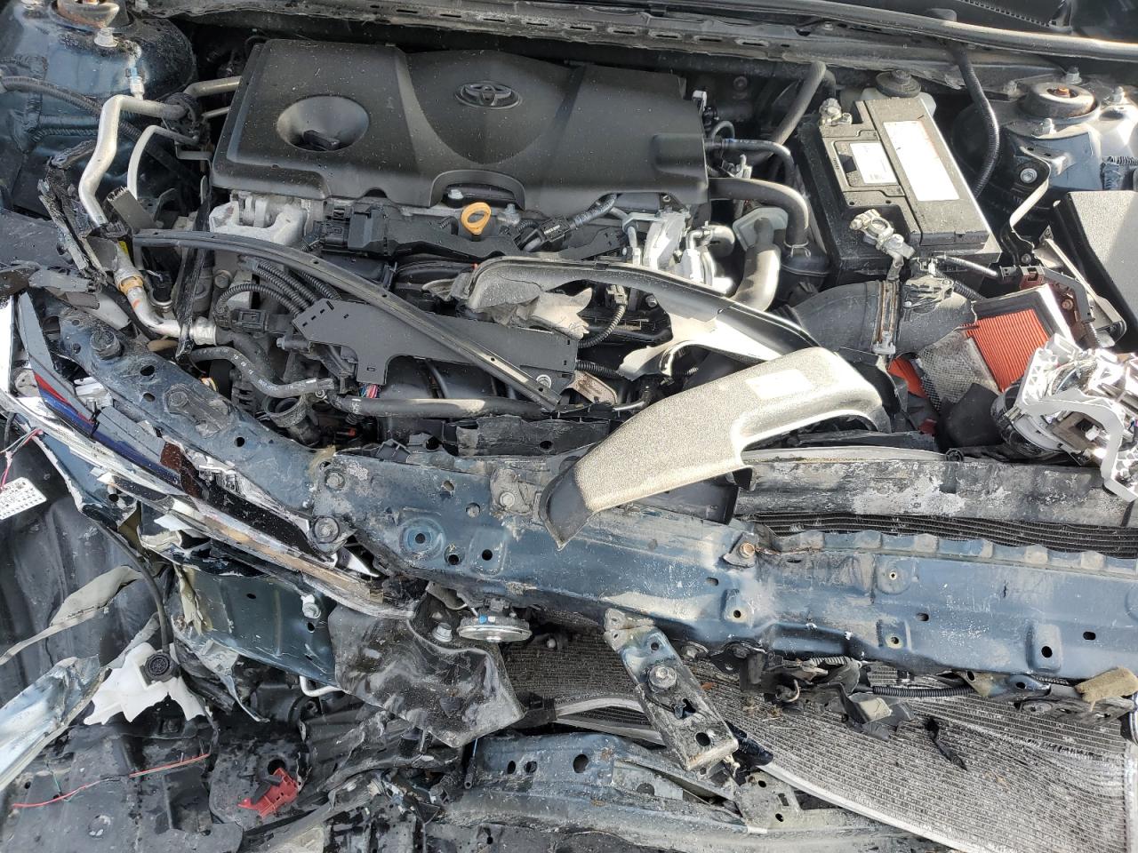 2019 Toyota Camry - Image 13