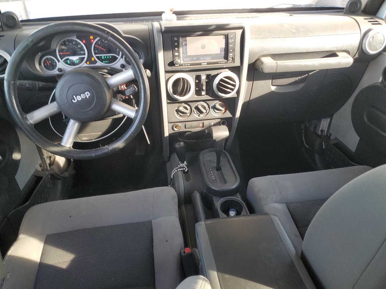 2010 Jeep Wrangler - Image 8