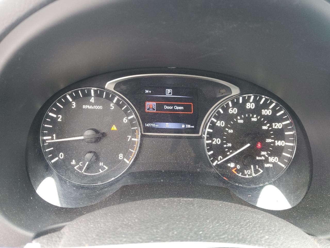 2018 Nissan Altima - Image 9