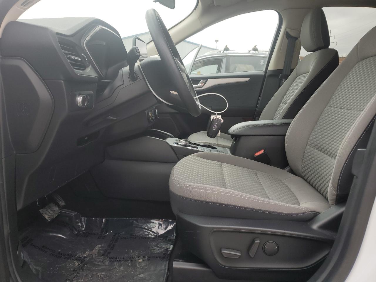 2020 Ford Escape - Image 7