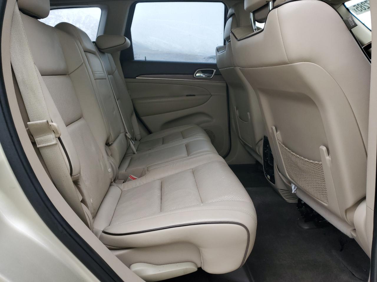 2012 Jeep Grand Cherokee - Image 10