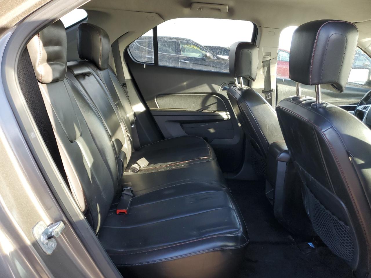 2010 Chevrolet Equinox - Image 11