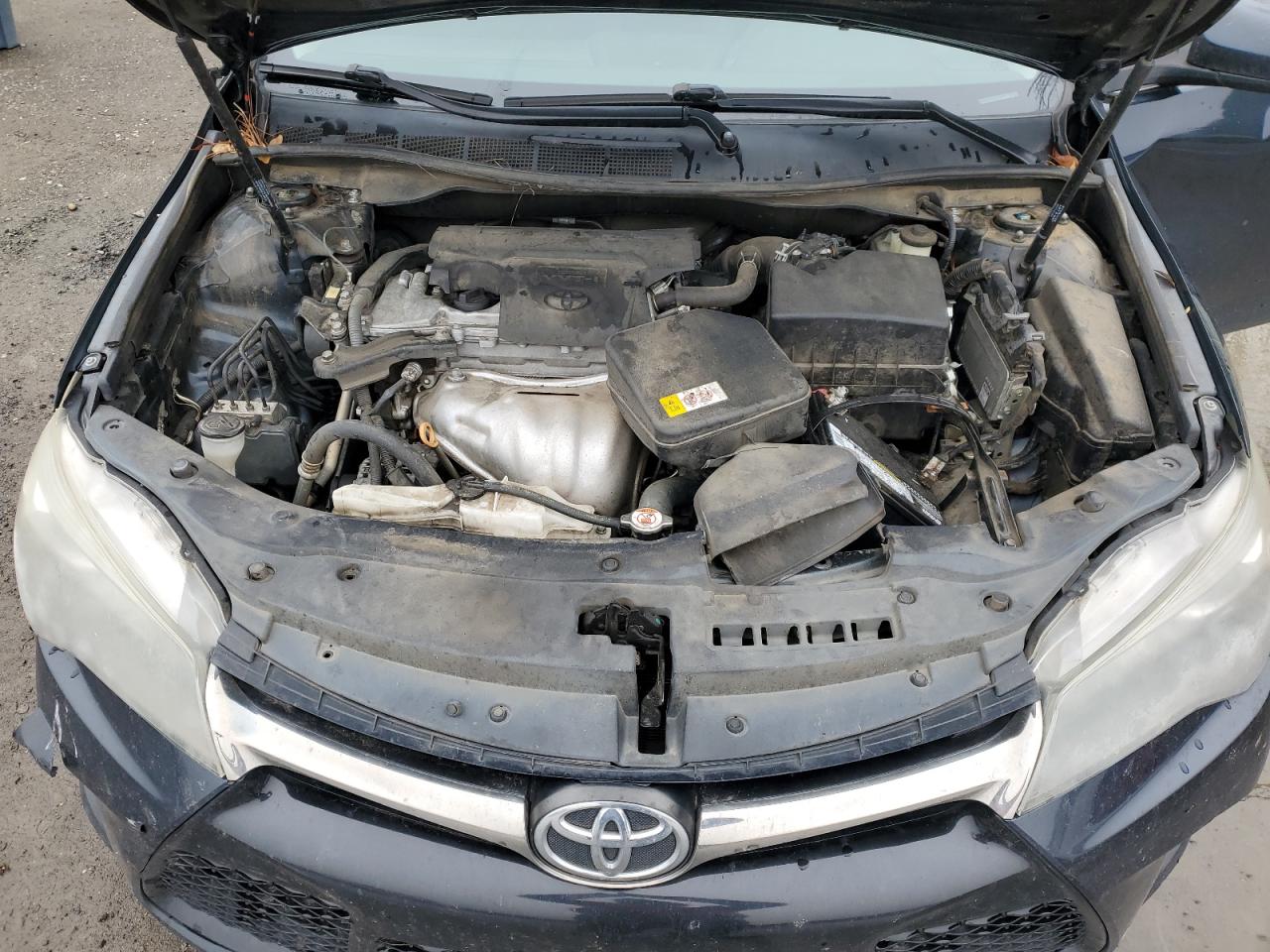 2017 Toyota Camry - Image 13