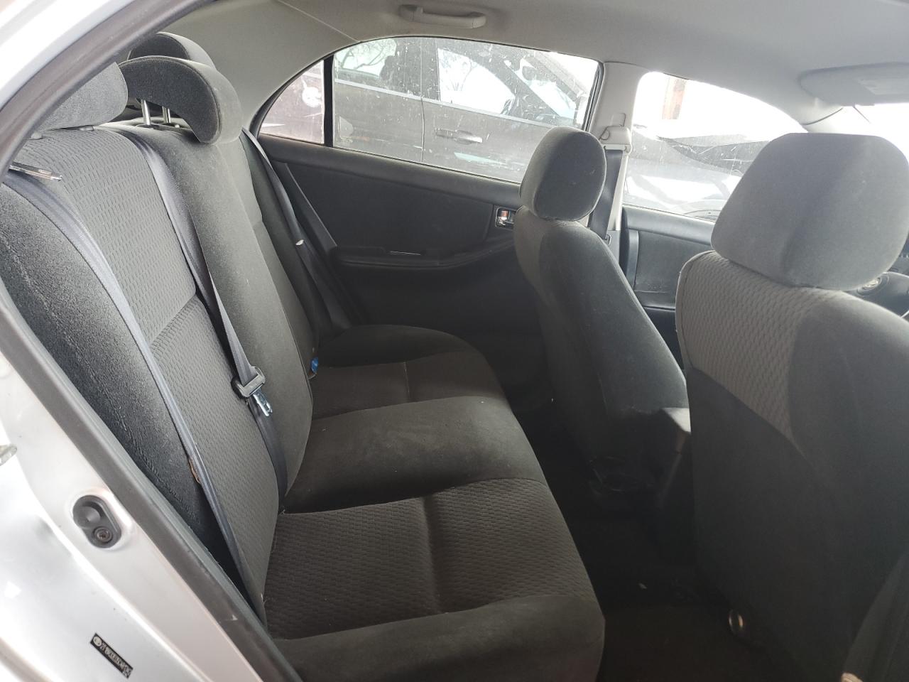 2005 Toyota Corolla - Image 10