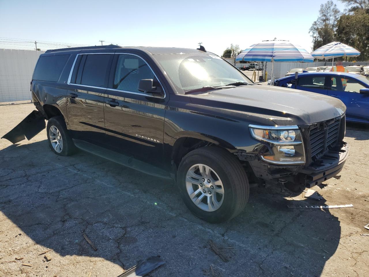 2020 Chevrolet Suburban - Image 4