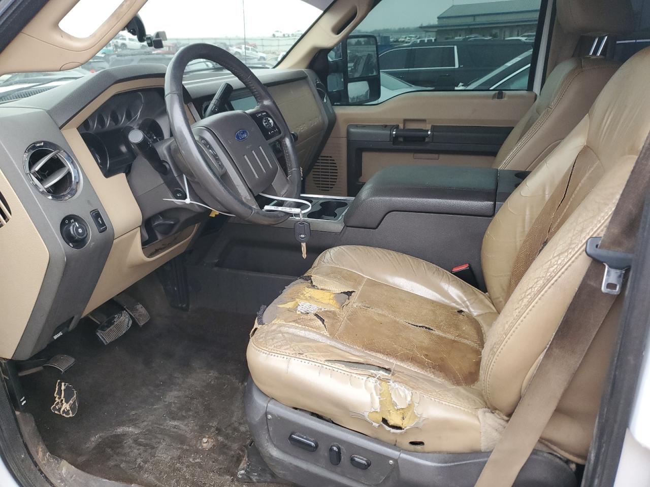 2011 Ford F350 - Image 7