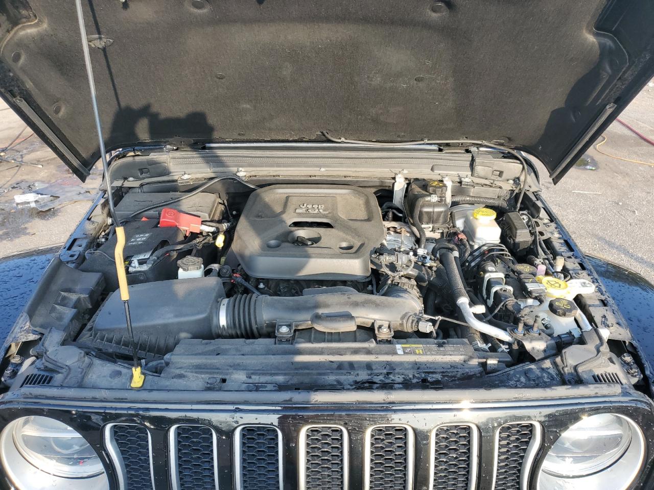 2018 Jeep Wrangler - Image 11