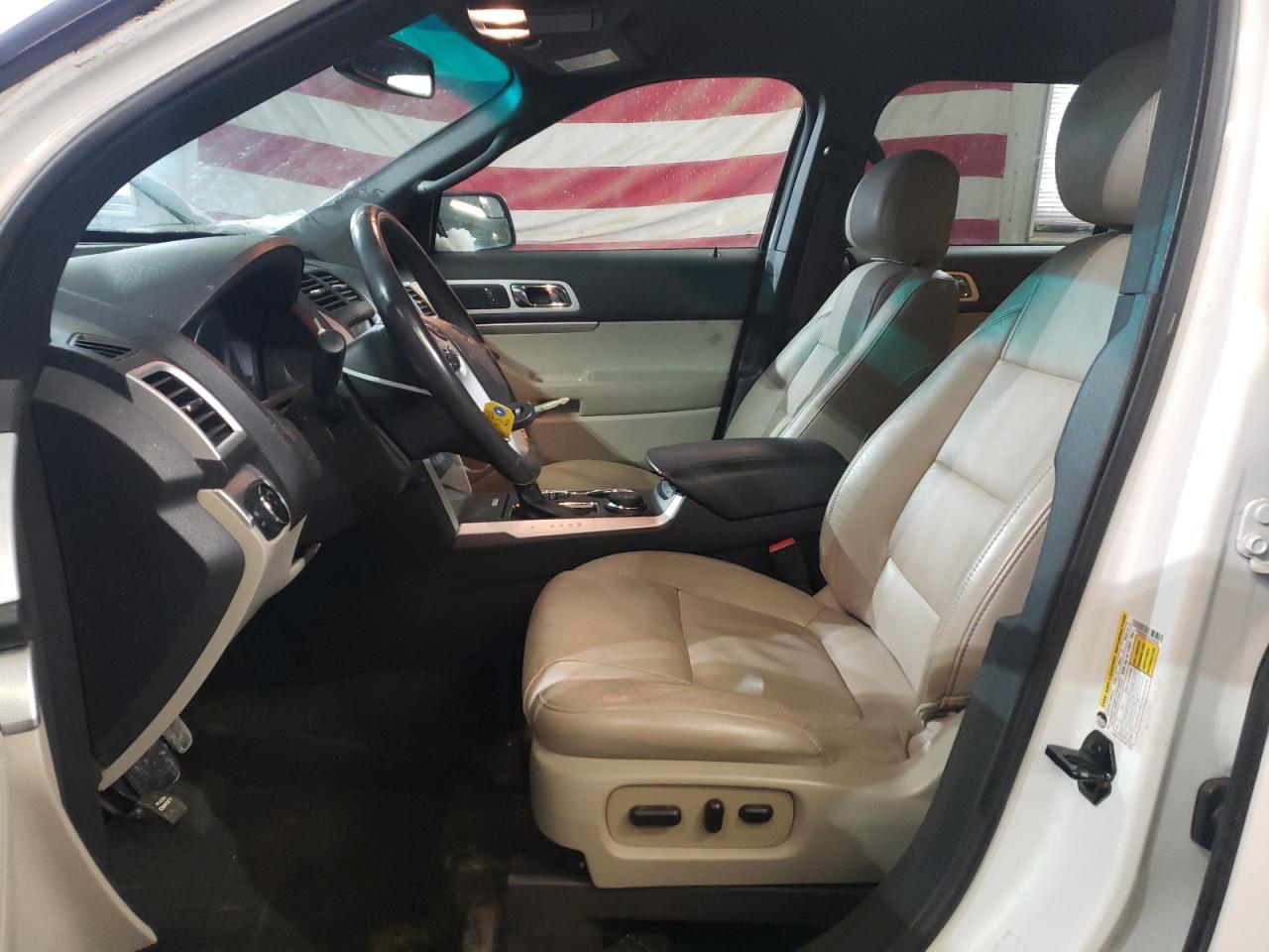 2015 Ford Explorer - Image 7