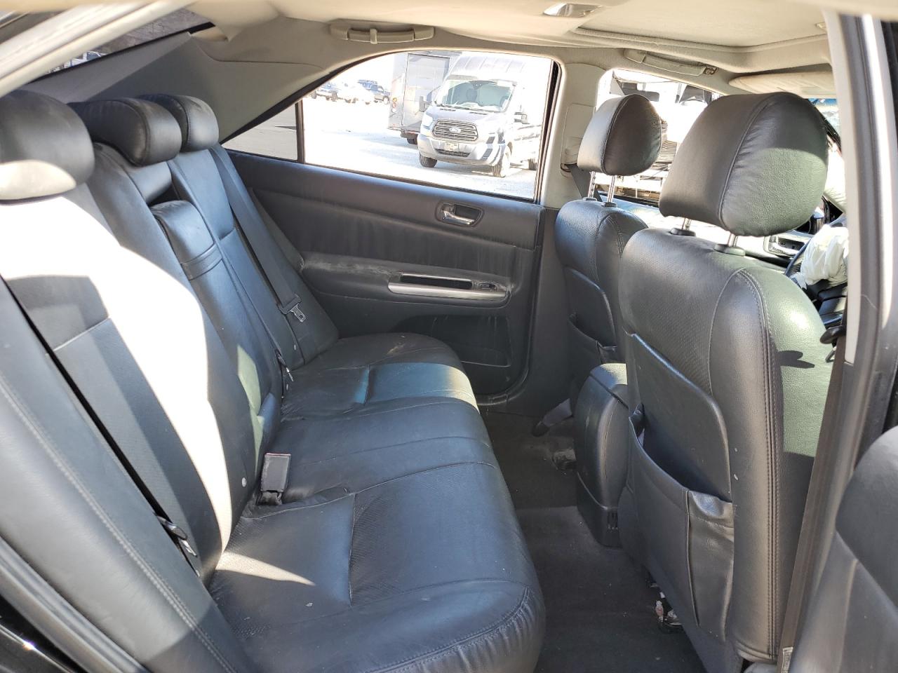 2005 Toyota Camry - Image 10