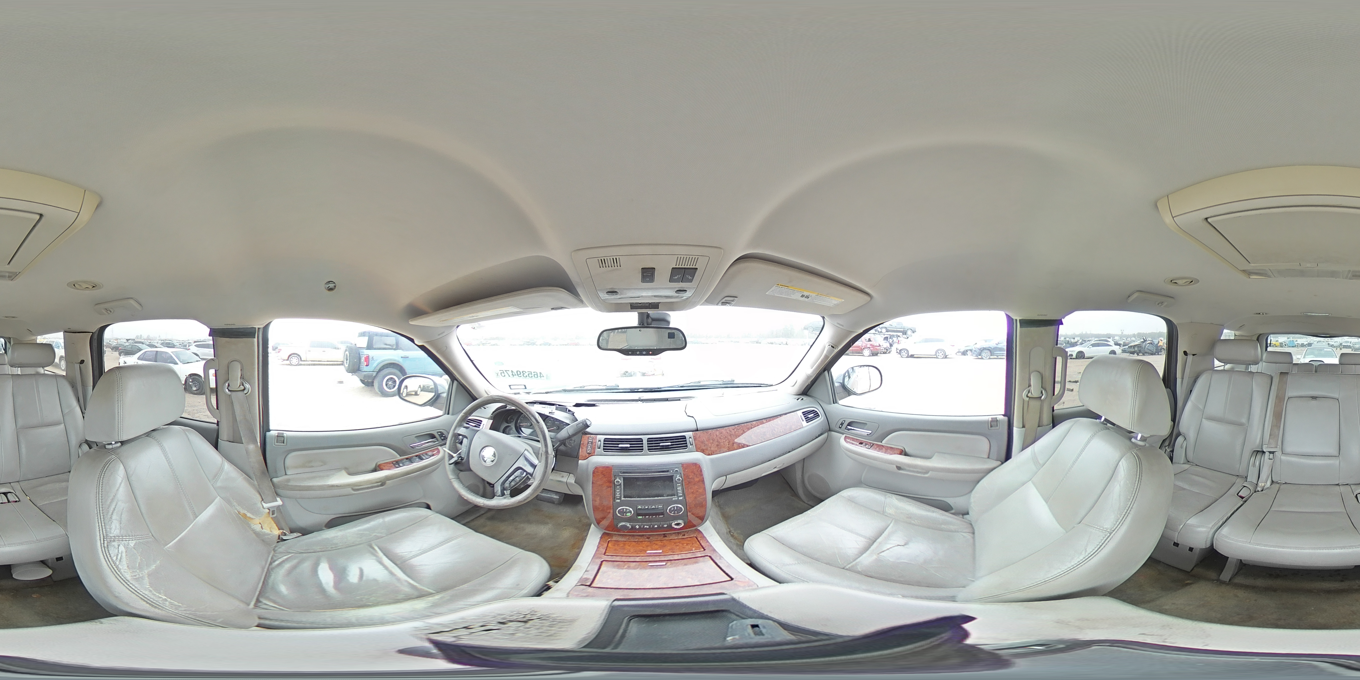 2007 Chevrolet Tahoe - Image 13