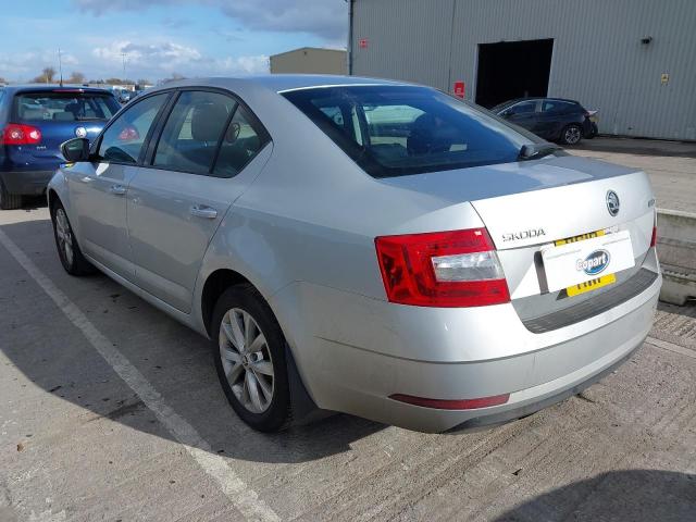 2018 SKODA OCTAVIA S