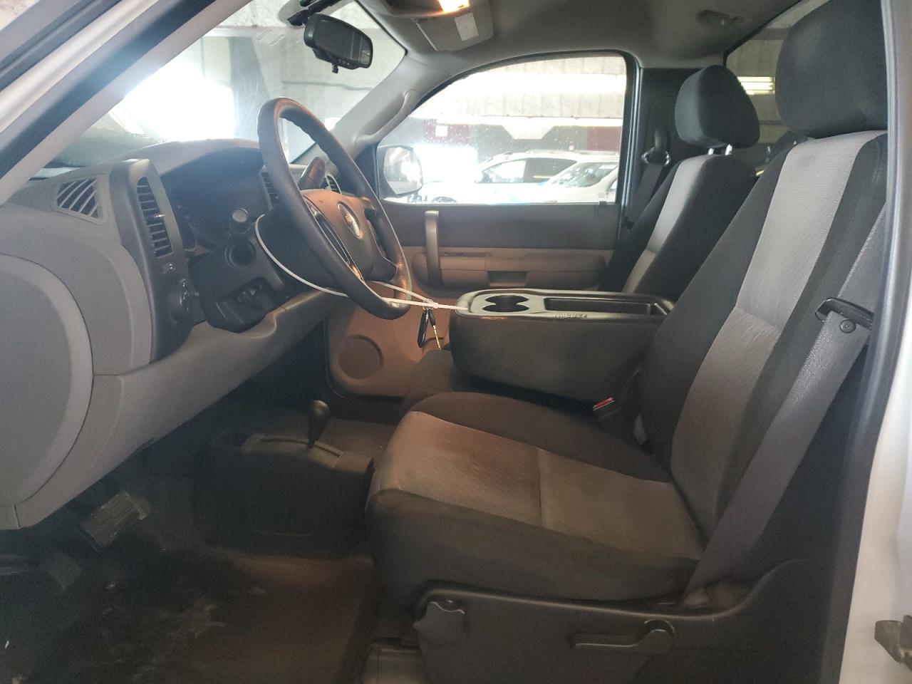 2008 Chevrolet Silverado - Image 7