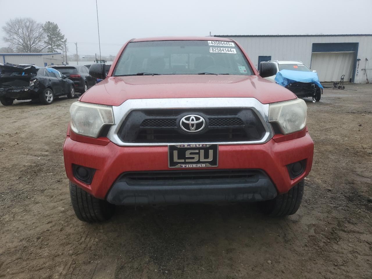 2014 Toyota Tacoma - Image 5