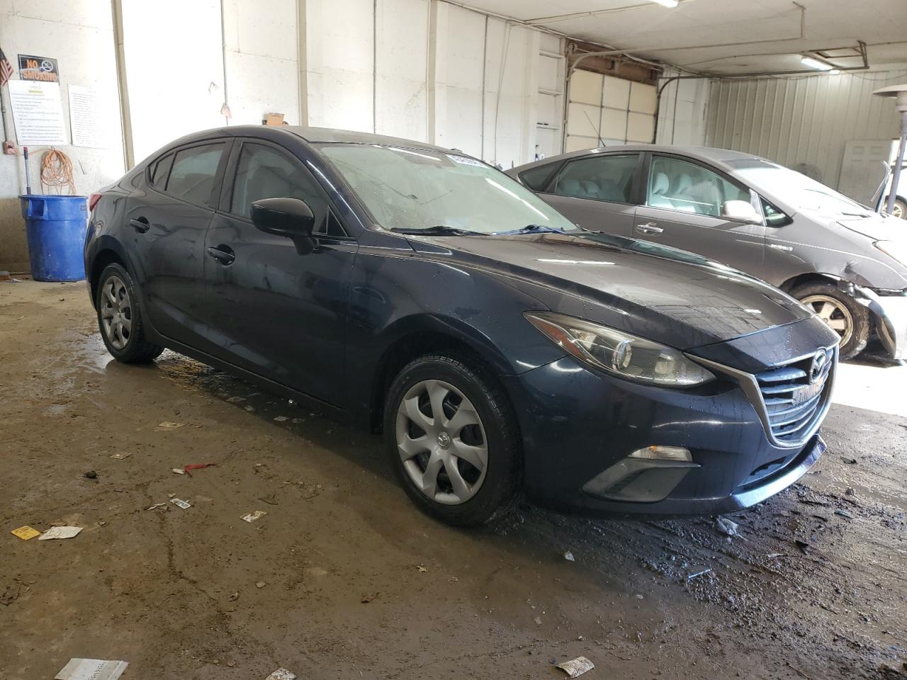 2015 Mazda 3 - Image 4