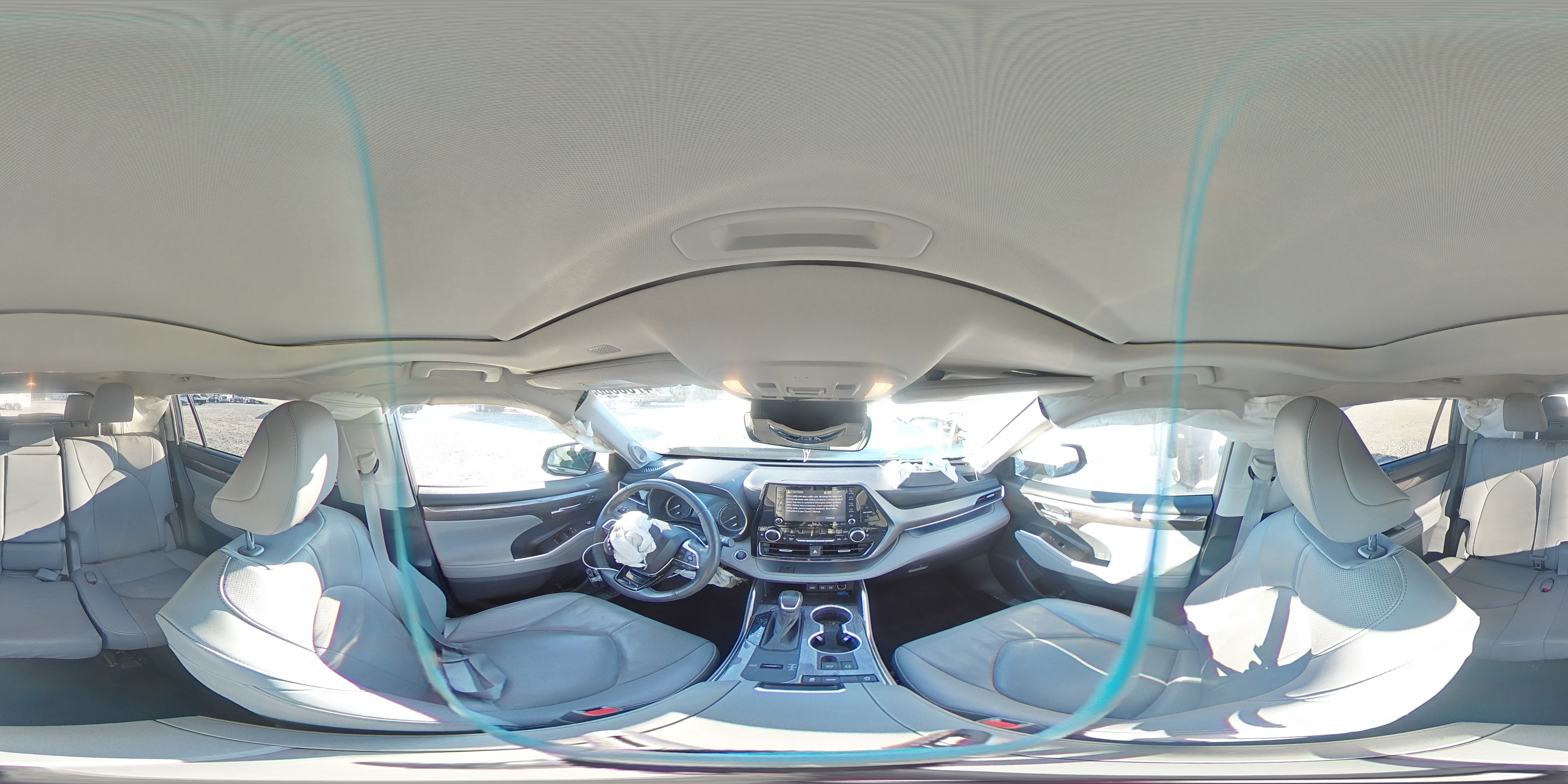 2020 Toyota Highlander - Image 14