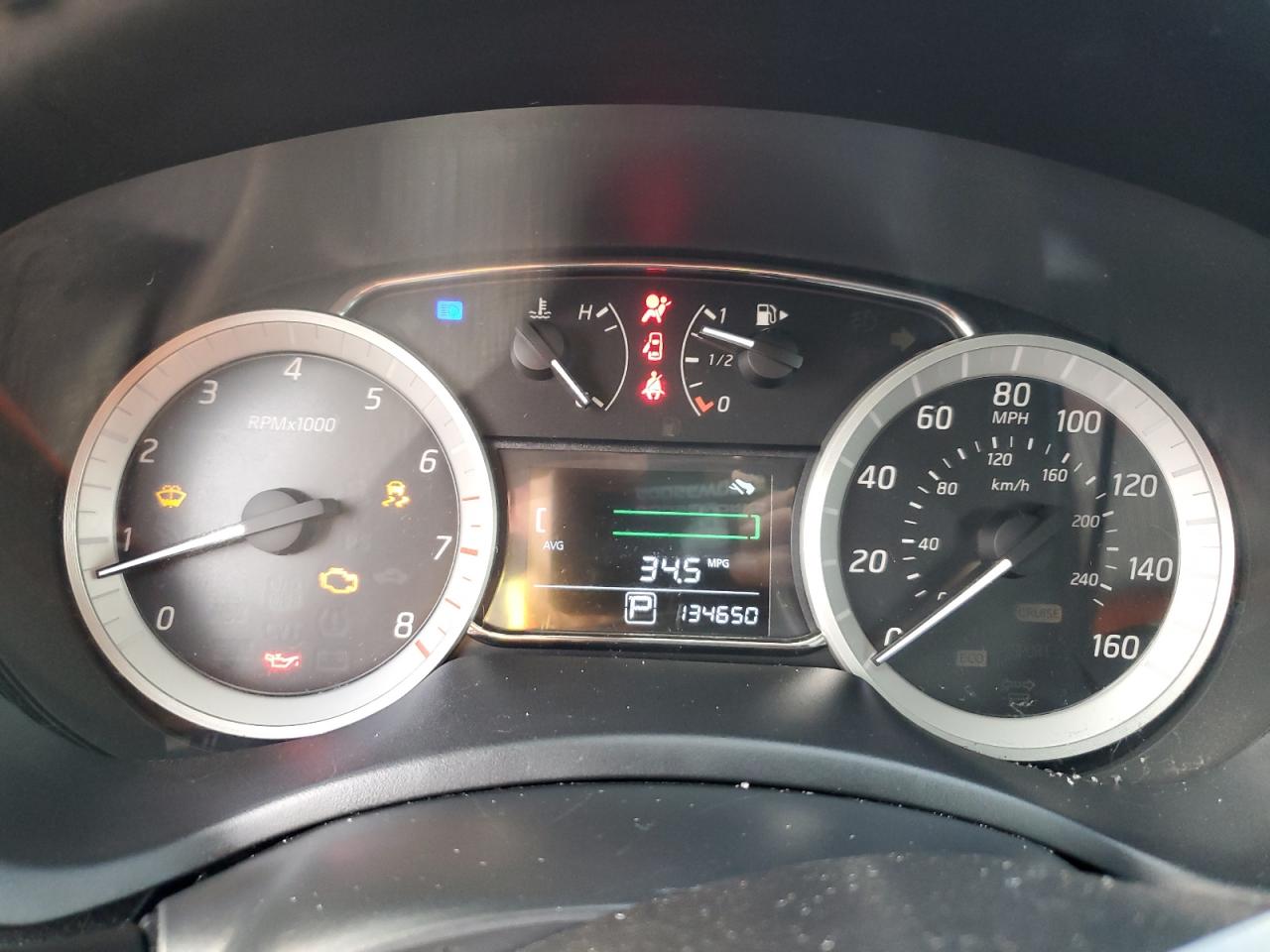 2015 Nissan Sentra - Image 9