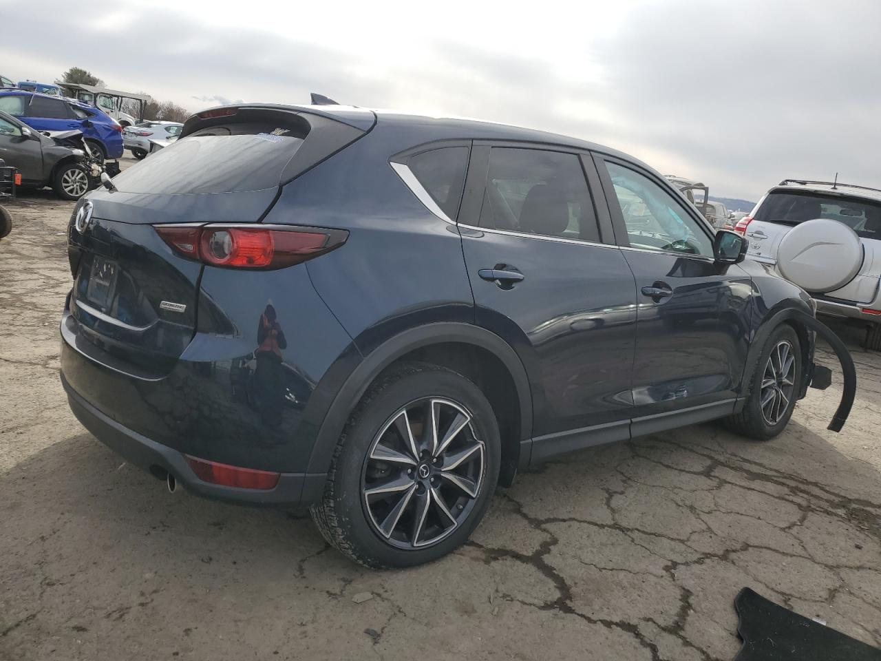 2018 Mazda CX-5 - Image 3