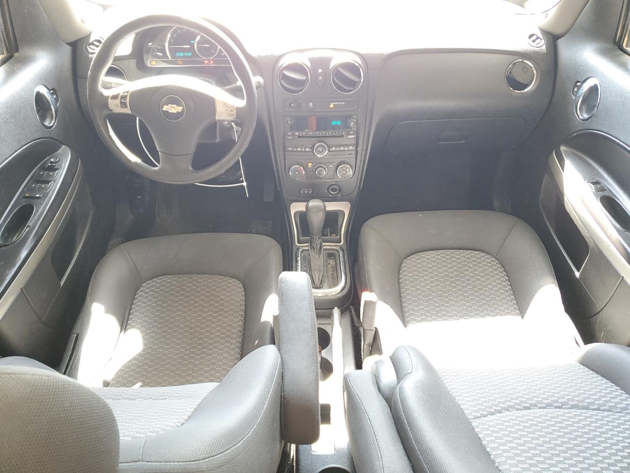 2010 Chevrolet HHR - Image 8