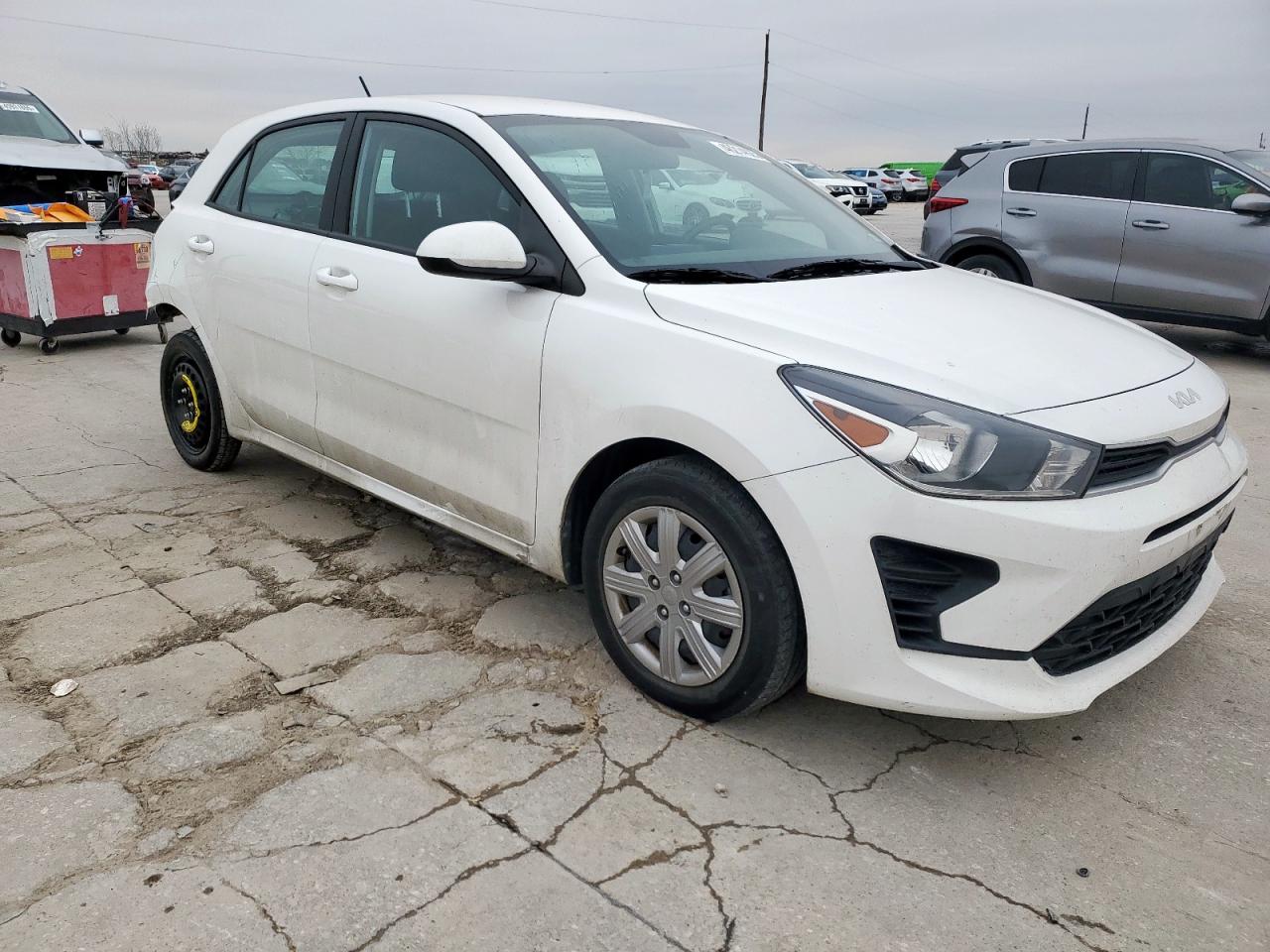 2022 Kia Rio - Image 4