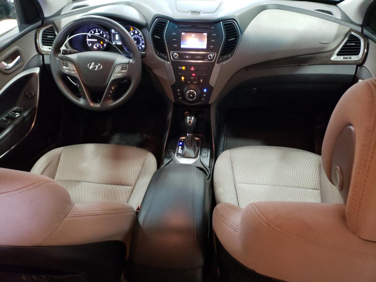 2018 Hyundai Santa Fe - Image 8