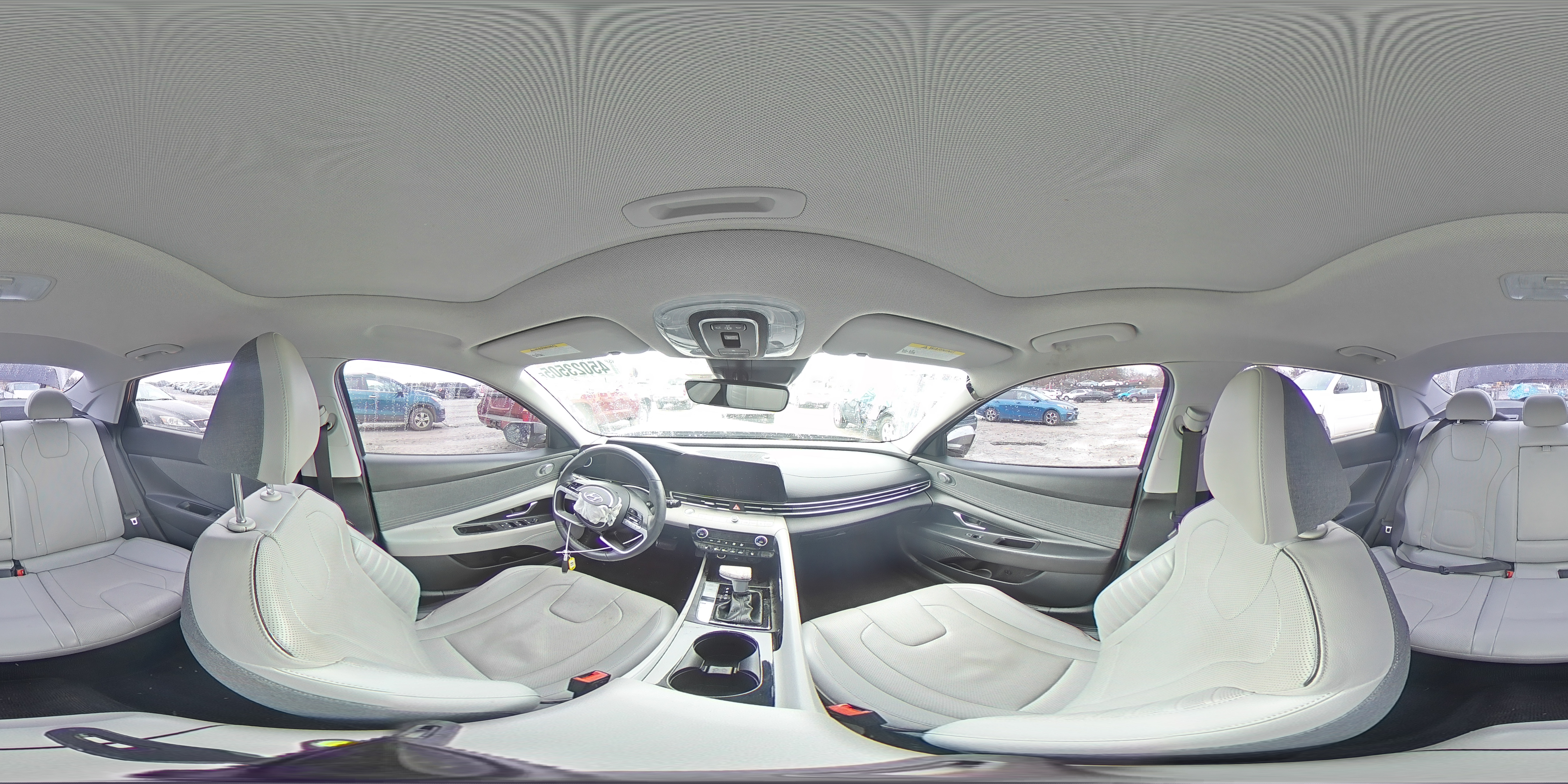 2021 Hyundai Elantra - Image 13