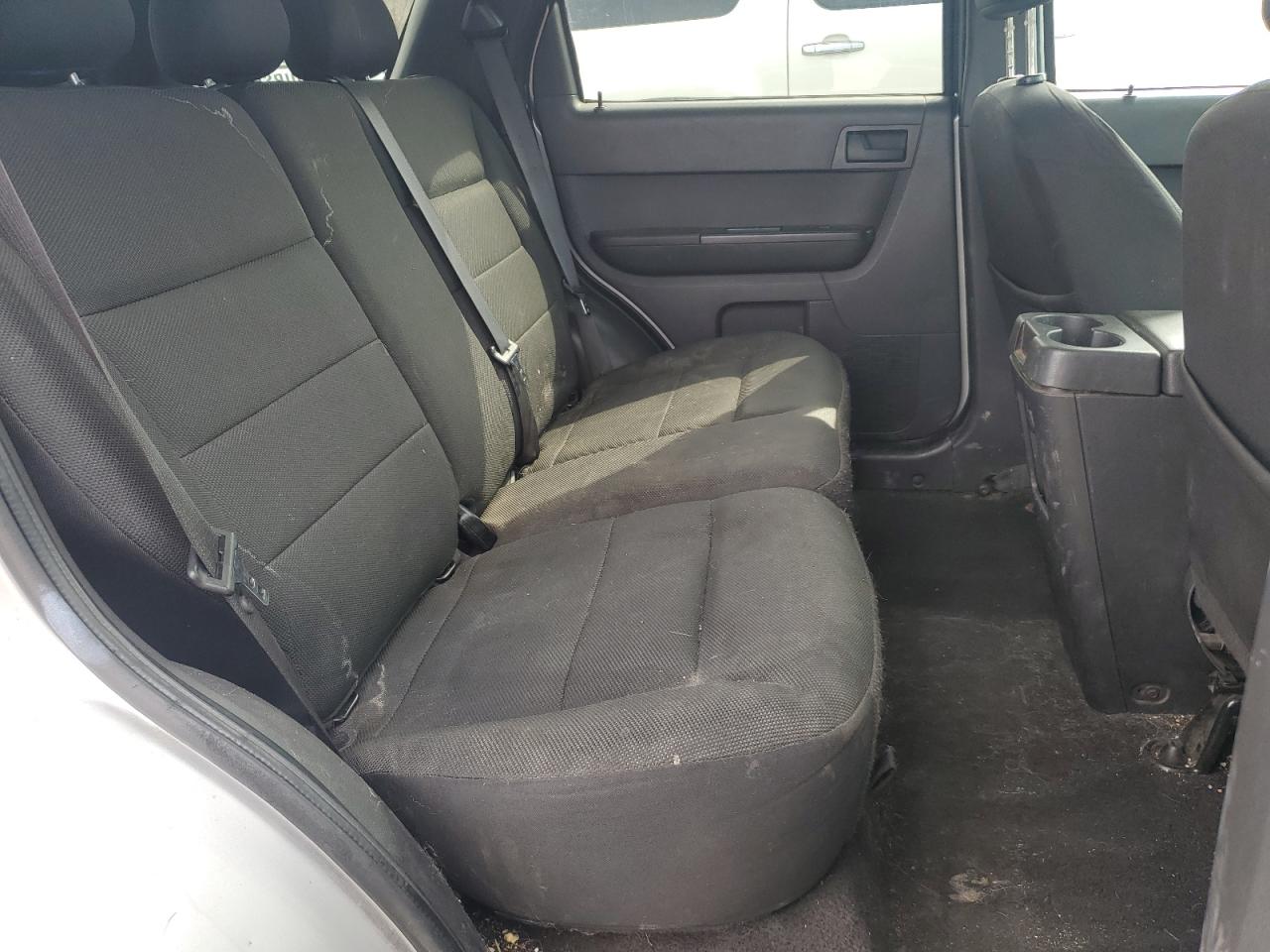 2008 Ford Escape - Image 10