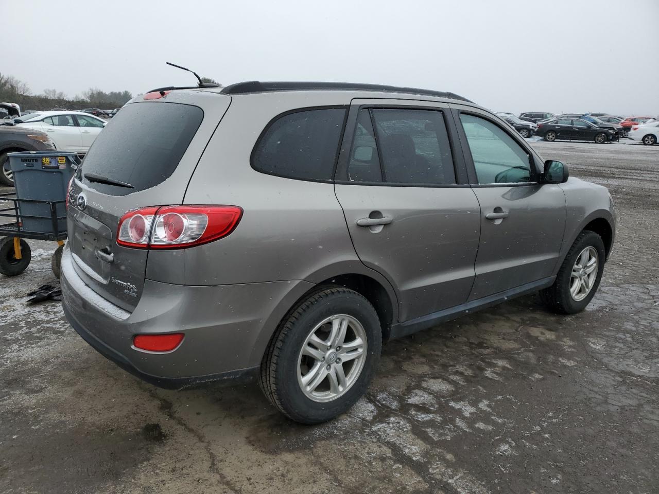 2011 Hyundai Santa Fe - Image 3