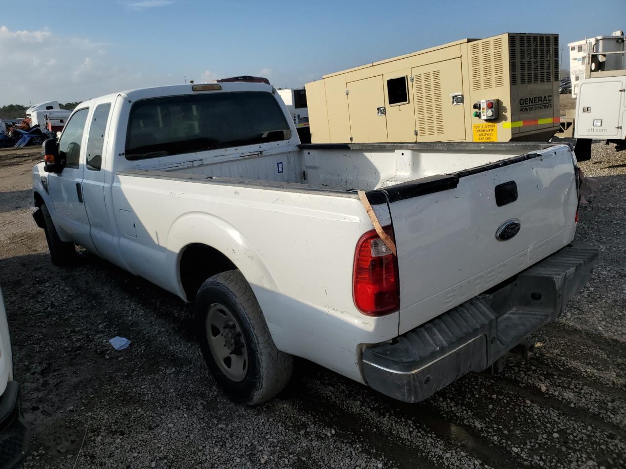 2009 Ford F250 - Image 2