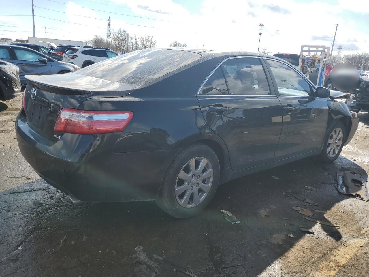 2009 Toyota Camry - Image 3